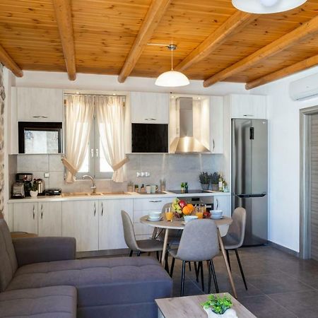 Marilena Natural Stone House, By Hellocrete Pigí 外观 照片